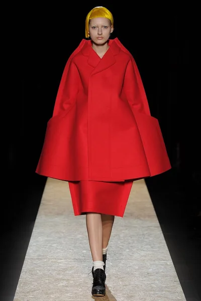 Look 4